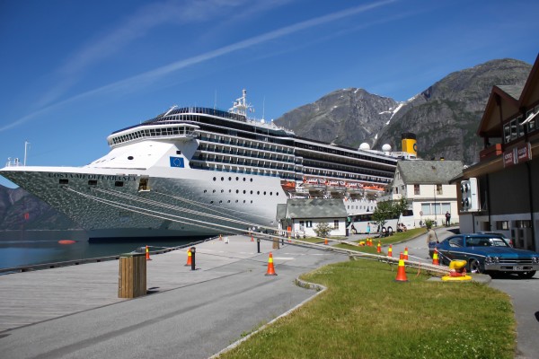 ventura cruise ship captain