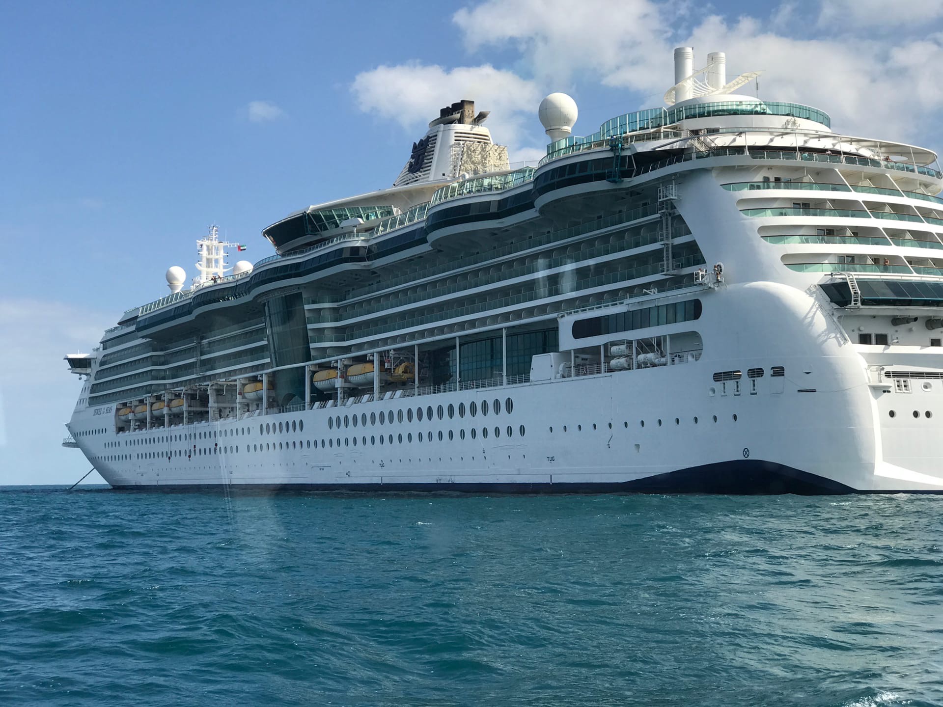 Jewel Of The Seas Description Photos Position Cruise Deals