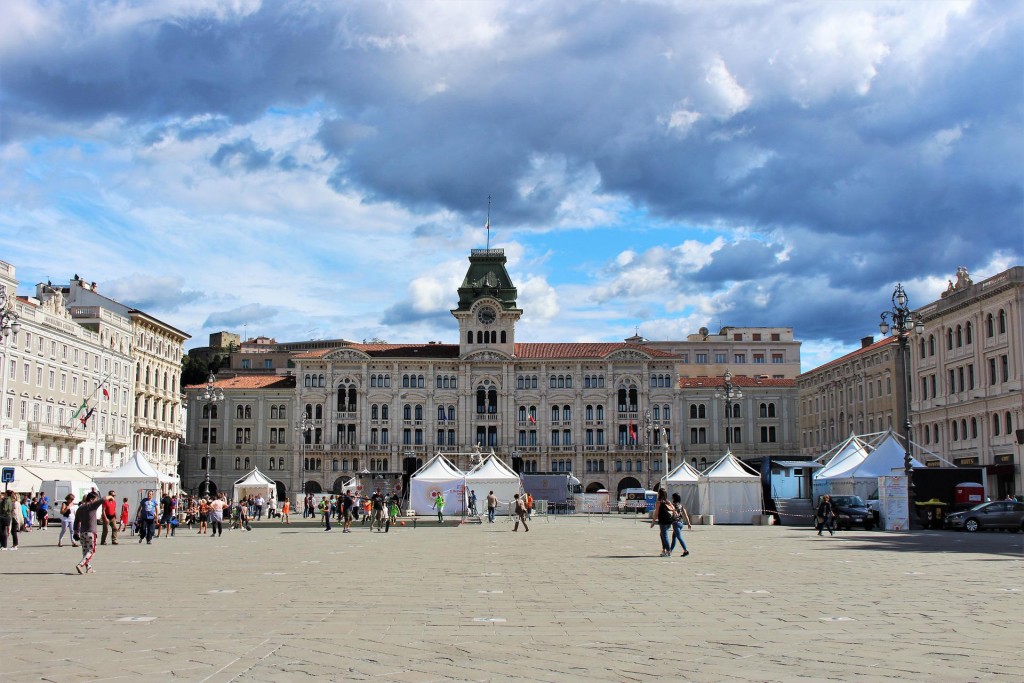 What to see in Trieste cruise pot - Piazza dell Unità