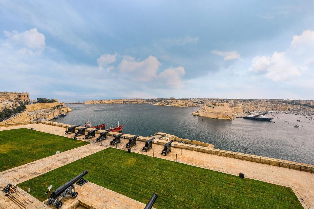 Valletta cruise port saluting battery